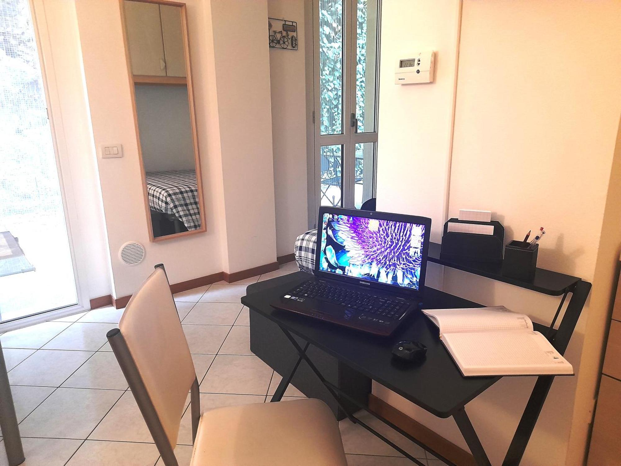 Private Garden & Garage - Self Check-In & Remote Access Apartment Como Ngoại thất bức ảnh