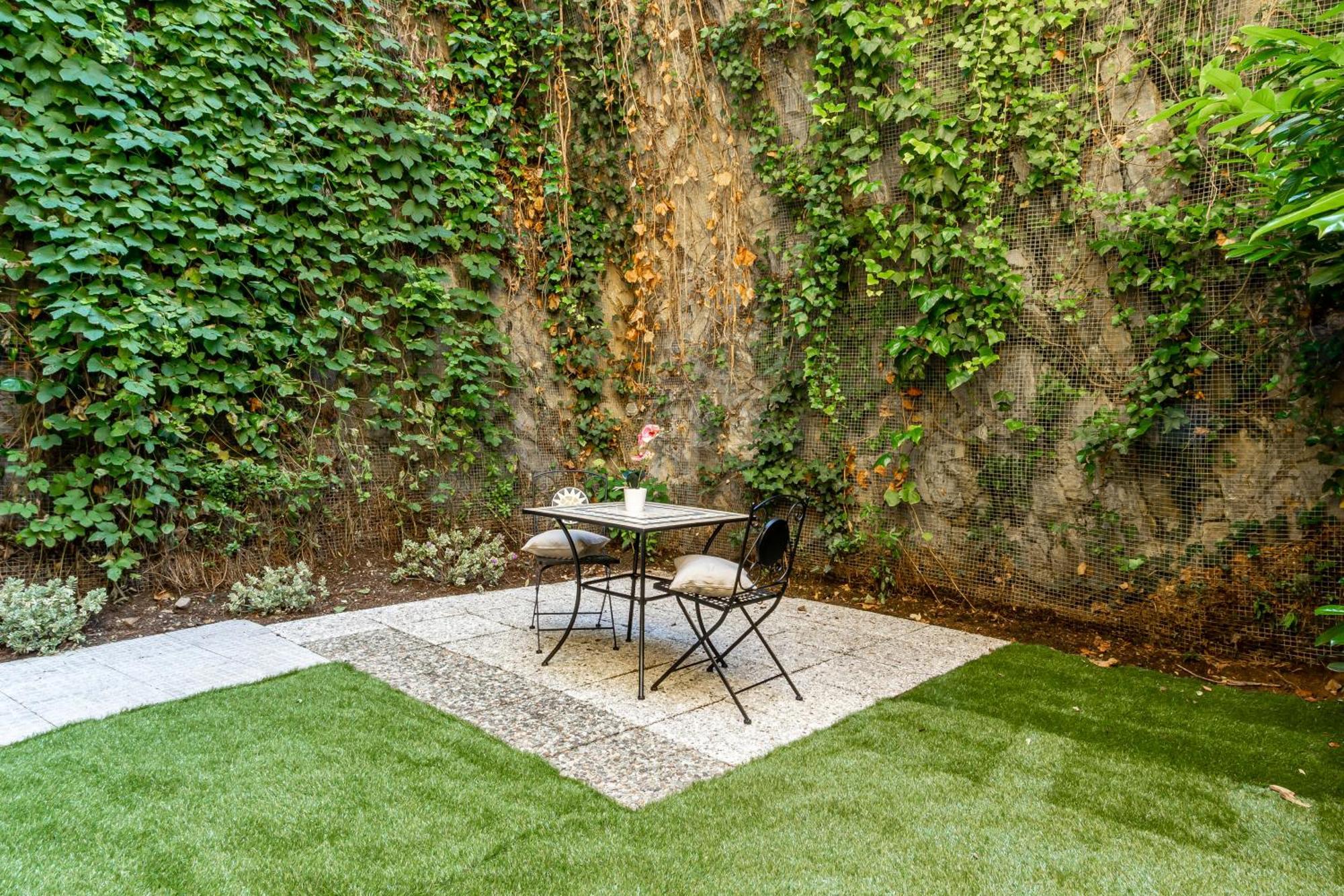 Private Garden & Garage - Self Check-In & Remote Access Apartment Como Ngoại thất bức ảnh